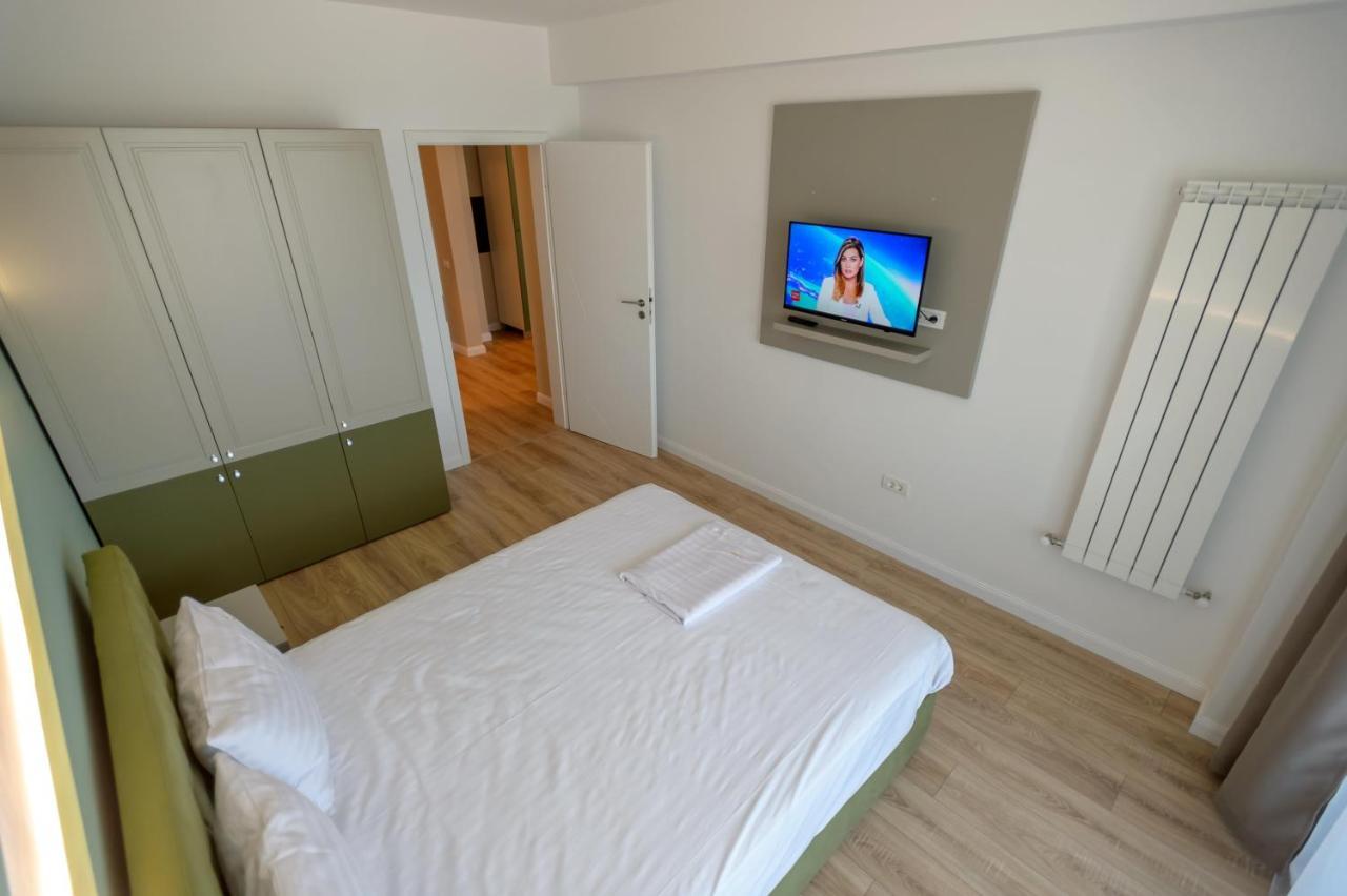 Plazza Mamaia Nord Aparthotel Năvodari Exteriör bild