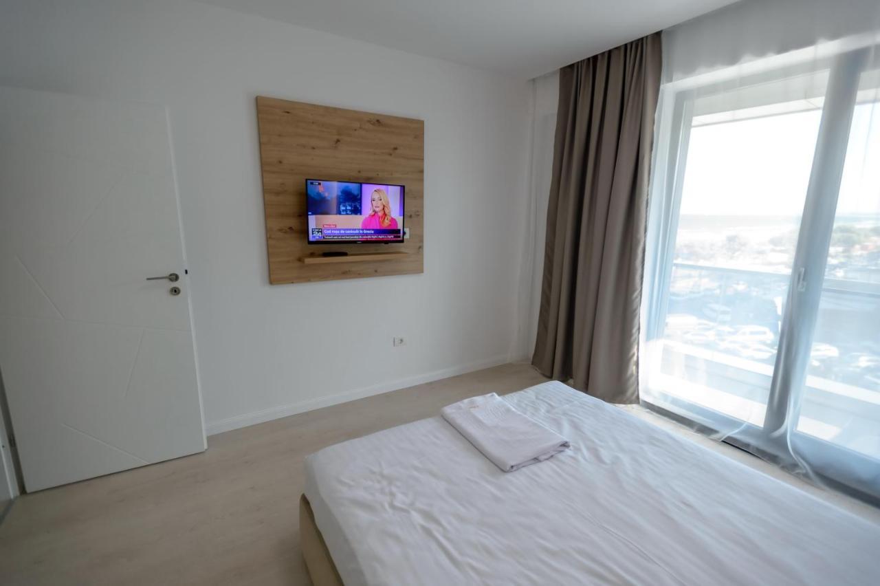 Plazza Mamaia Nord Aparthotel Năvodari Exteriör bild