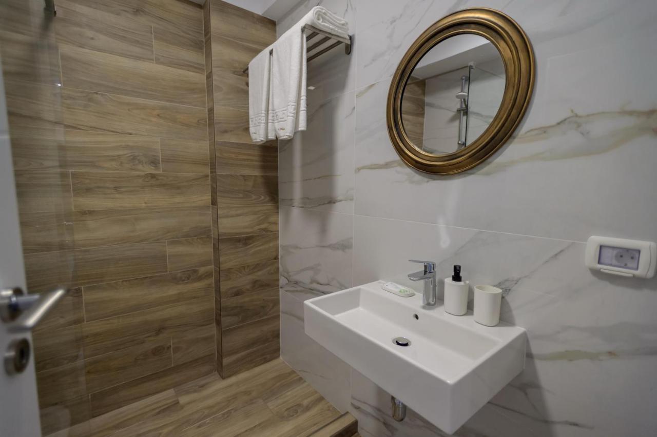 Plazza Mamaia Nord Aparthotel Năvodari Exteriör bild