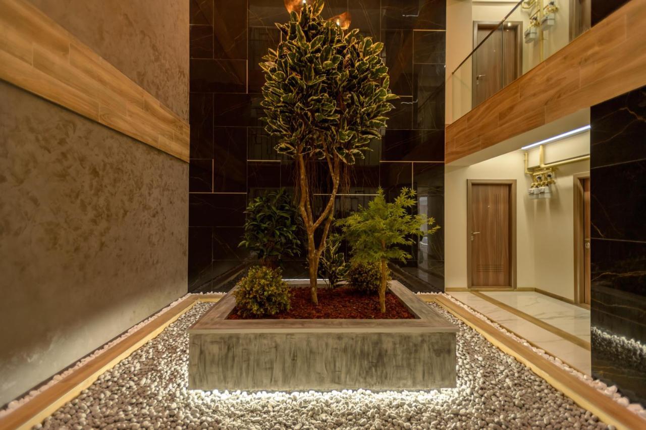 Plazza Mamaia Nord Aparthotel Năvodari Exteriör bild